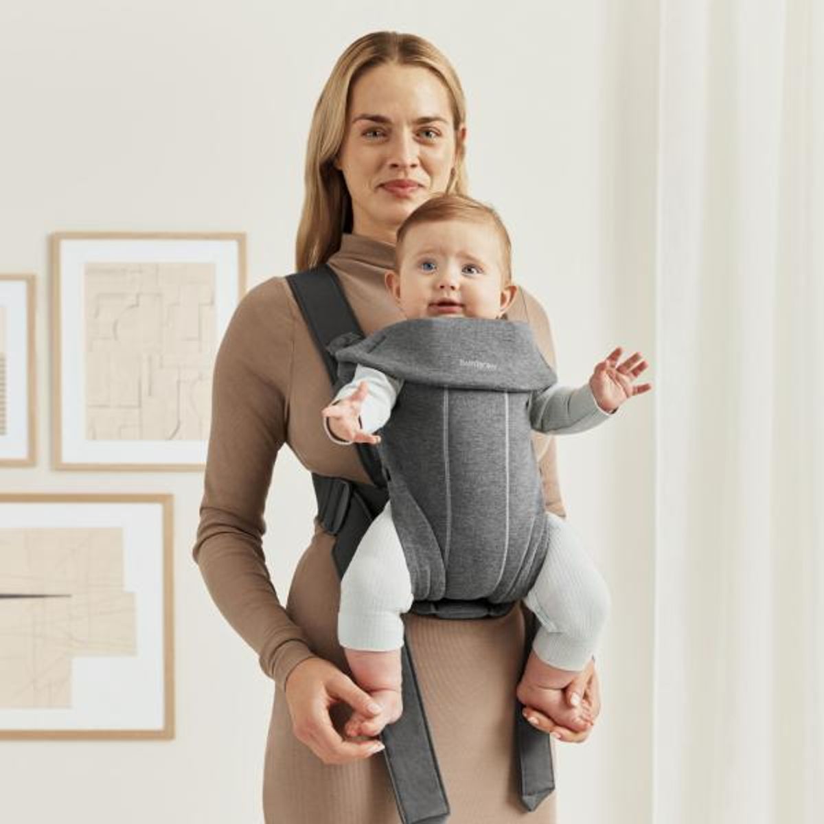 BabyBjörn | Bæresele Mini | 3D Jersey | Mørk Grå
