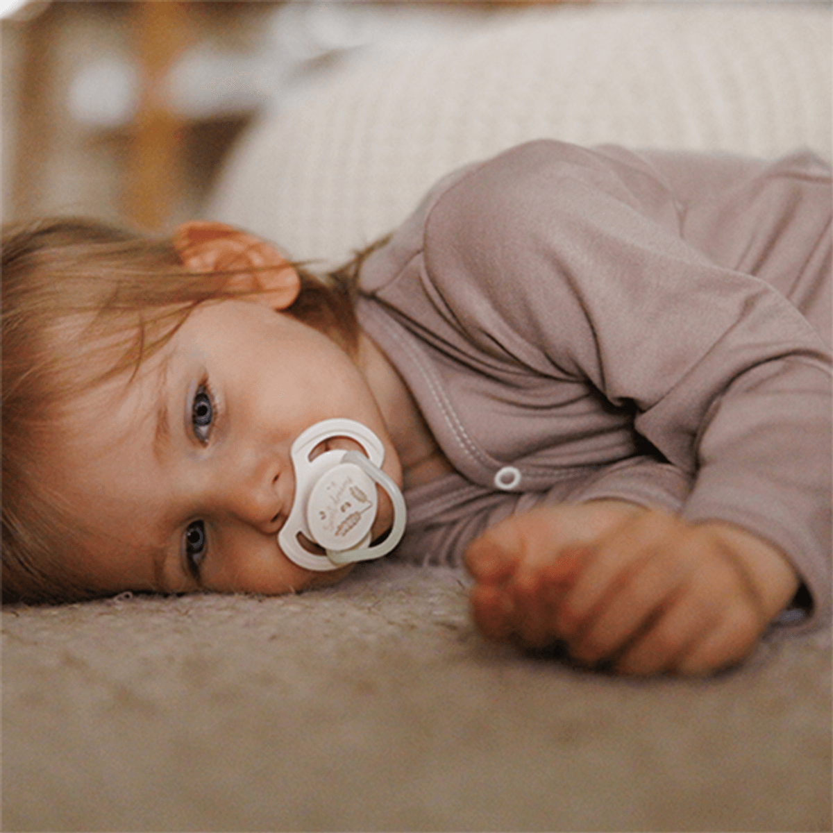 Babyono | Symmetrisk Sillikonsmokk | 18 mnd+