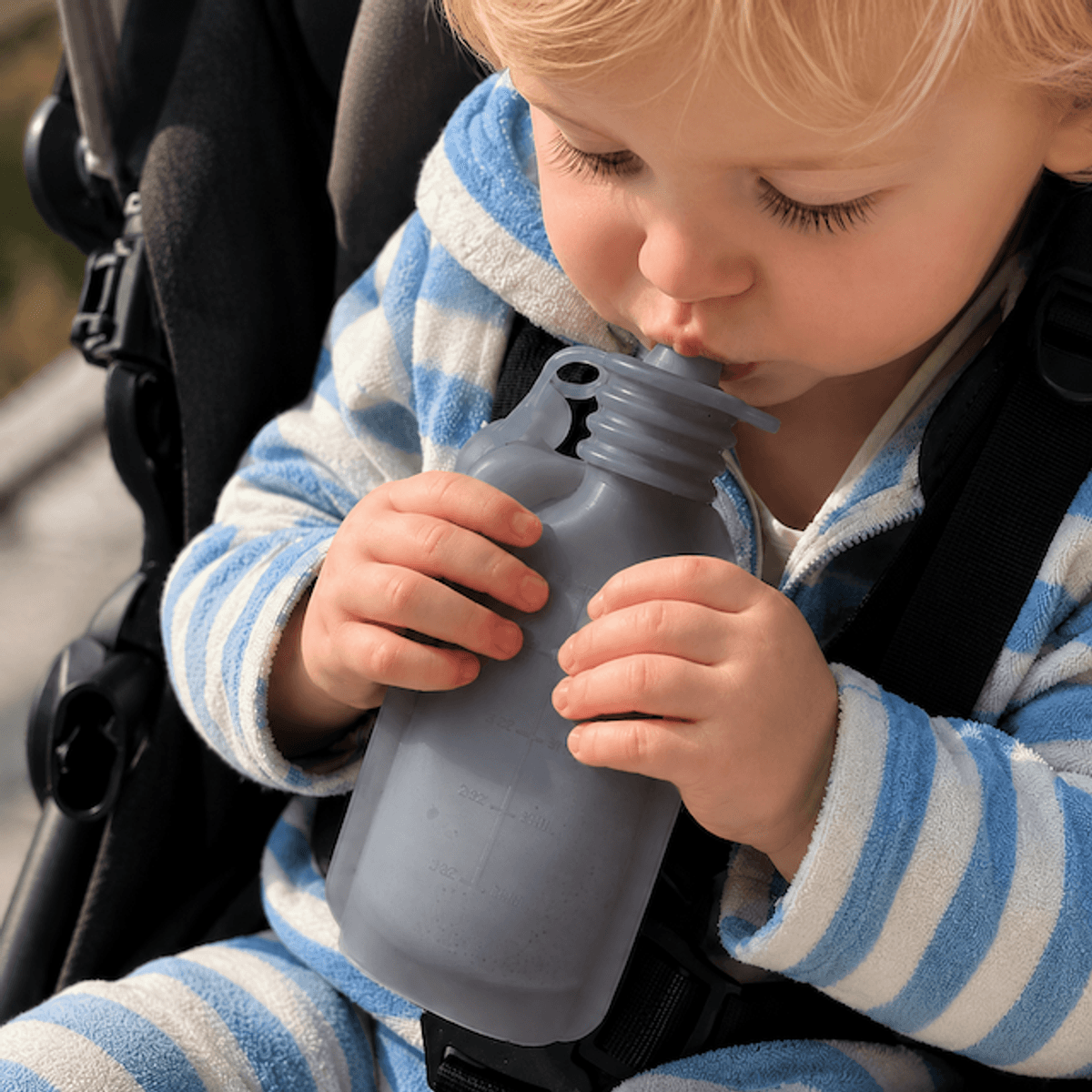 Troller Kids | Silikon Klemmis Smoothieflaske | Grå