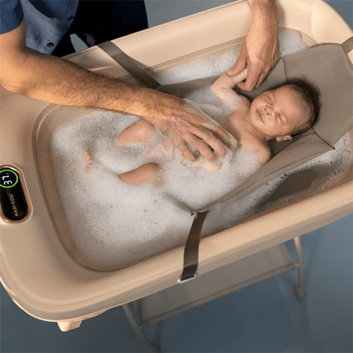 Maxi-Cosi | Indigo Plus Badebalje med Digitalt Termometer | Grønn