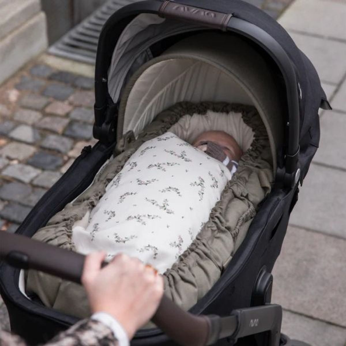 Sebra | Kalesje til 3-i-1 Babynest | Dark Olive